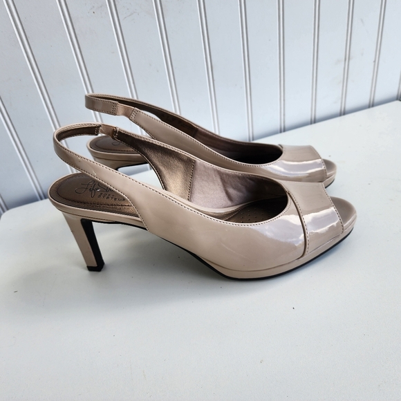 Life Stride Soft System Women's Slingback Heel Shoes Open Toe Beige Nude Sz 10M - Picture 1 of 10